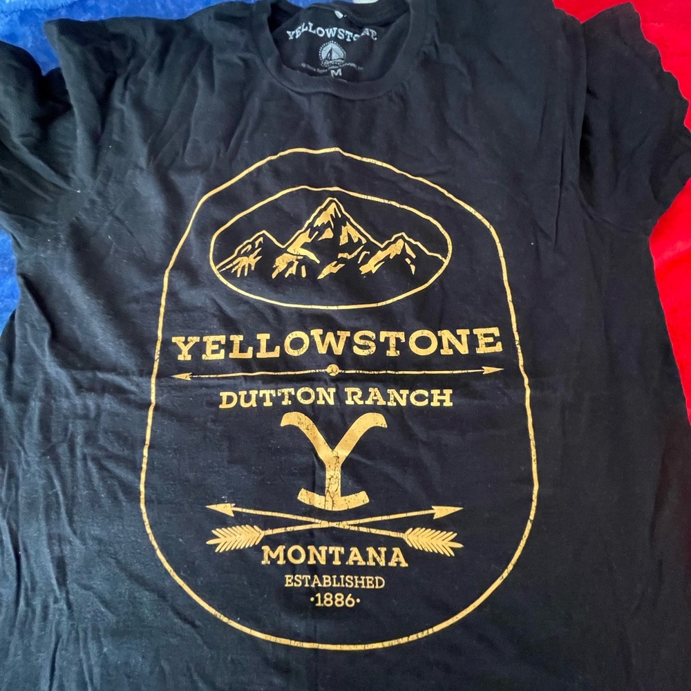 Yellowstone Black Tee with Dutton Ranch Design - Picture 2 of 3